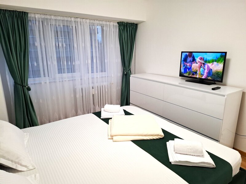 Nicolae Titulescu 51, Victoriei, apartament 3 camere, Airbnb.